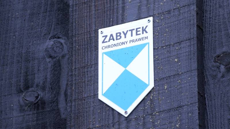 KOLEJNE ZABYTKI ODZYSKAŁY BLASK